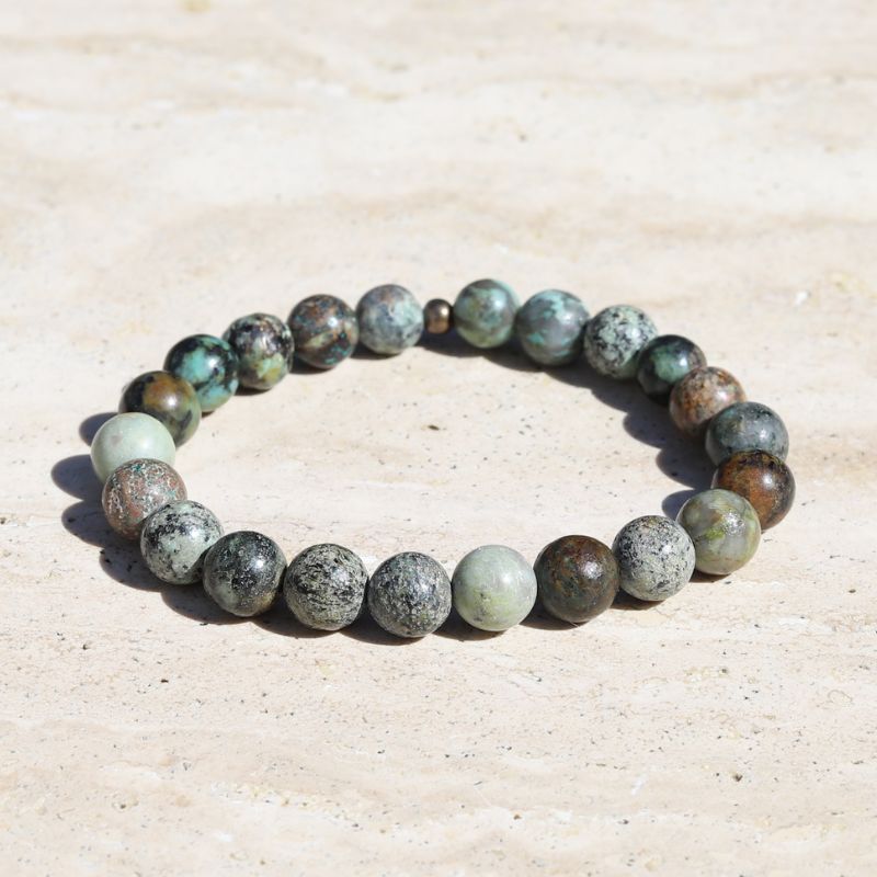 Bracelet mala en Turquoise africaine et mantra Om Mani Padme Hum - l'atelier d'e