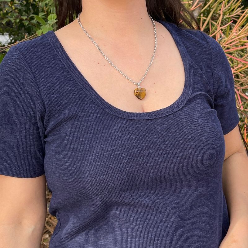 Tiger's eye gemstone heart necklace chain 2