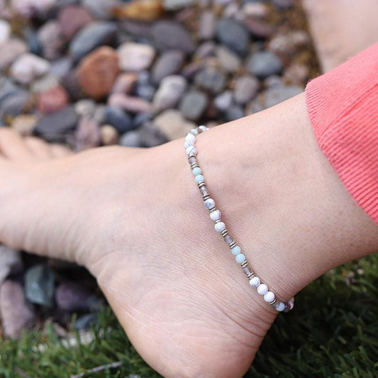 Howlite Amazonite and Labradorite Delicate Anklet