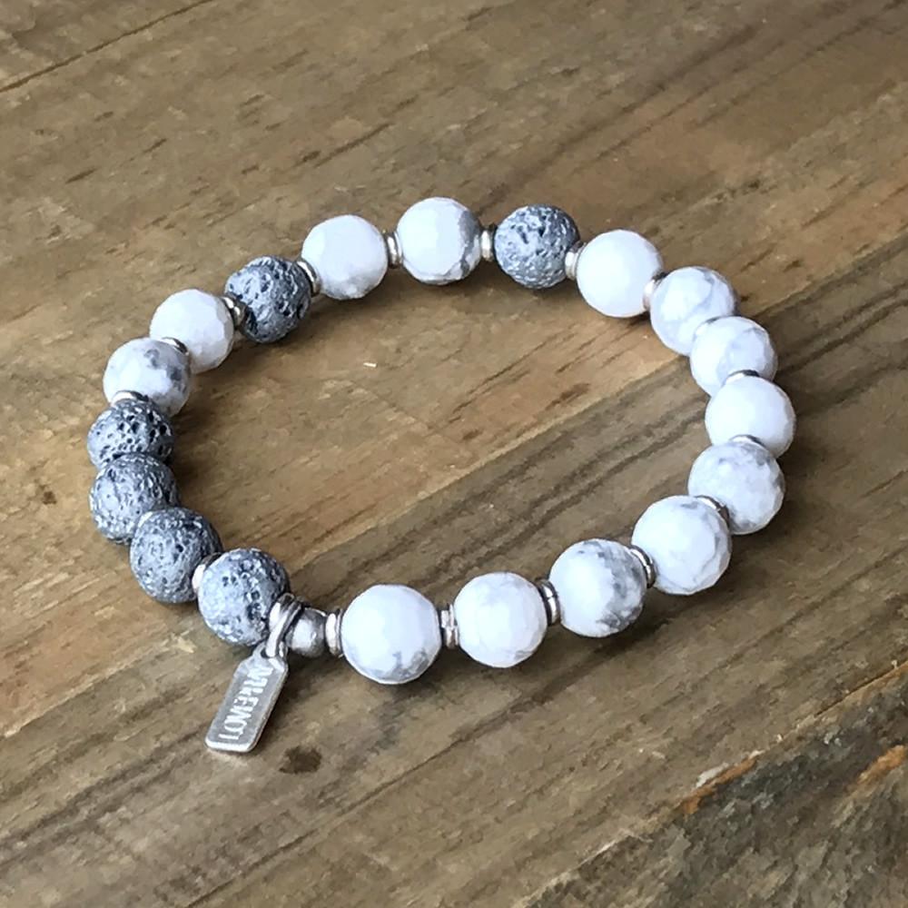 Bracelets - Howlite Essential Oil Diffuser Bracelet